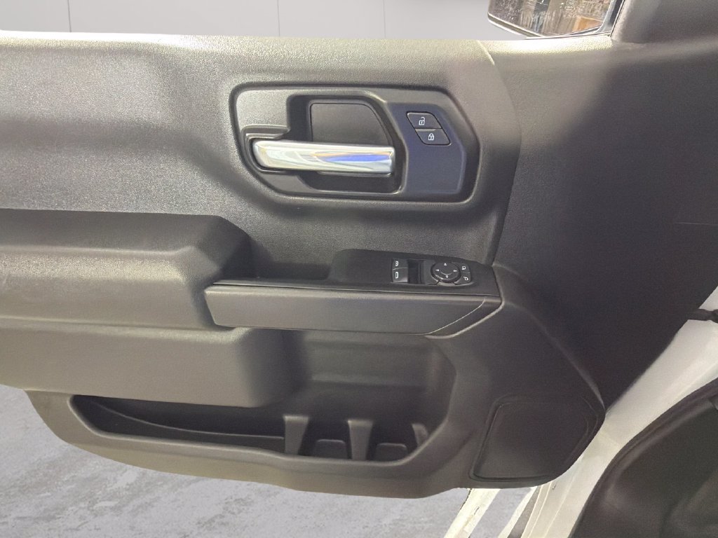 Used 2025 Chevrolet Silverado 1500 W/T RWD image 24
