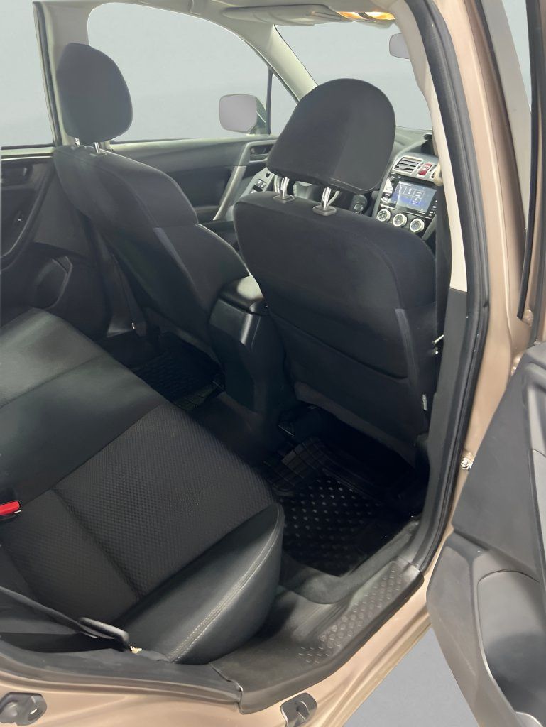 Used 2016 Subaru Forester 2.5i Premium w/ All-Weather Package AWD/4WD image 13