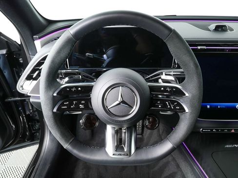 Used 2025 Mercedes-Benz E 53 AMG e 4MATIC Sedan image 9