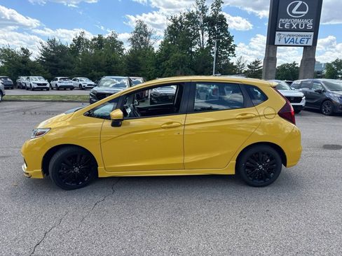 Used 2018 Honda Fit Sport image 2