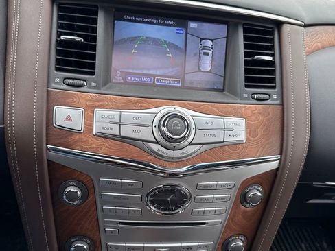 Used 2017 INFINITI QX80 Limited w/ All Season Package AWD/4WD image 18