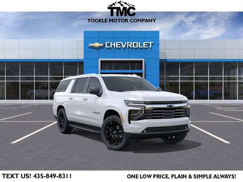 New 2025 Chevrolet Suburban Premier image 1