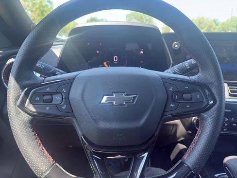 Used 2024 Chevrolet Trax RS w/ Driver Confidence Package FWD image 15