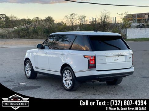 Used 2016 Land Rover Range Rover HSE image 4