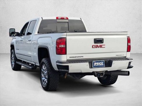 Used 2016 GMC Sierra 2500 Denali w/ Duramax Plus Package image 8