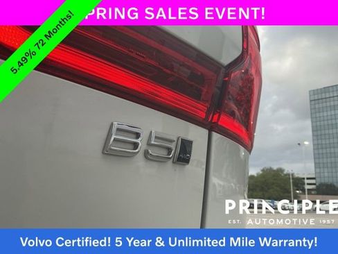 Certified 2023 Volvo XC60 B5 Plus image 14