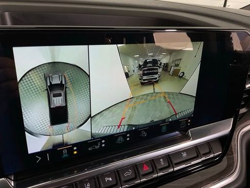 Used 2025 Chevrolet Silverado 2500 LTZ w/ LTZ Convenience Package image 12