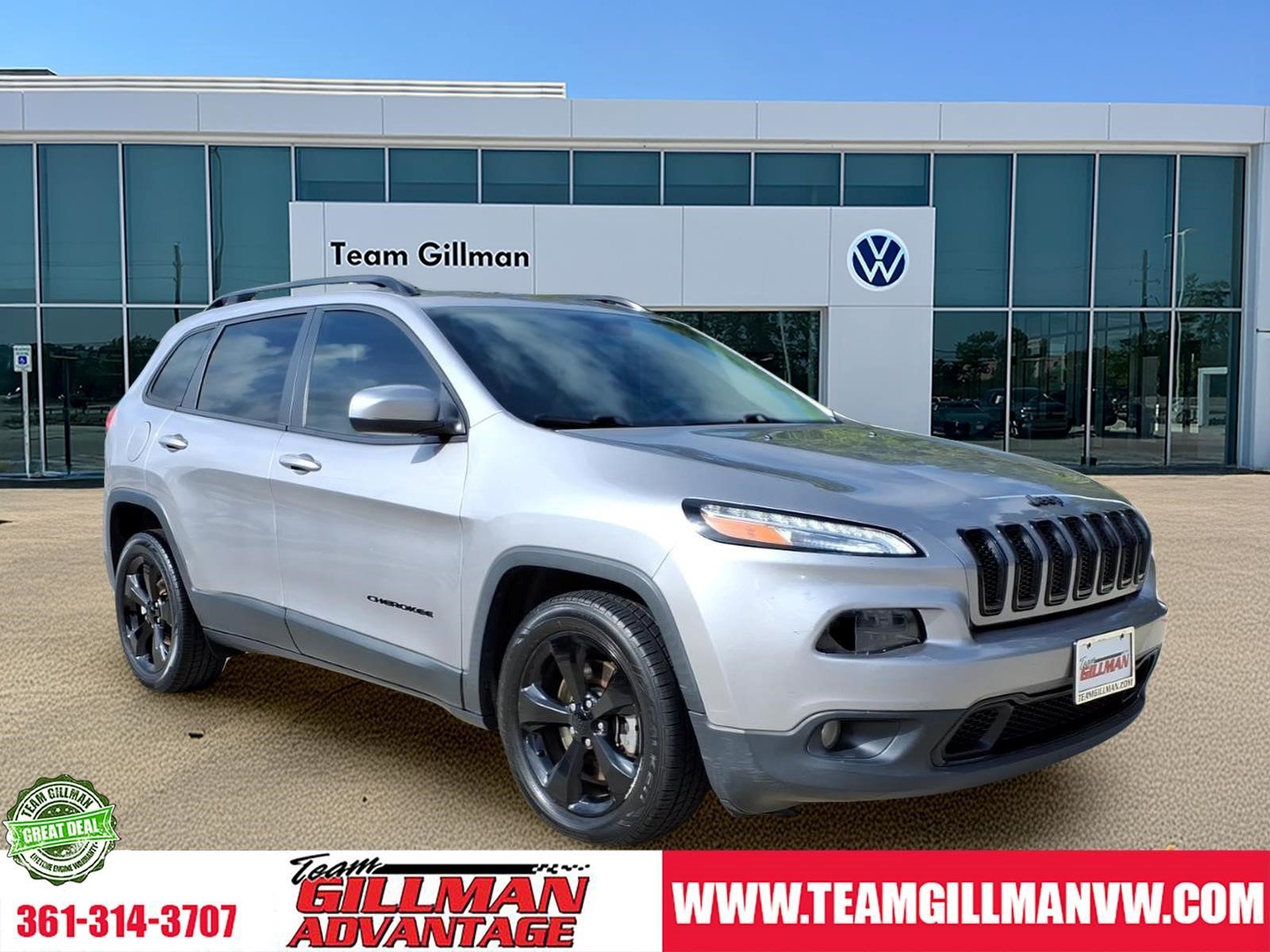 Used 2018 Jeep Cherokee Latitude w/ Altitude Package FWD image 1
