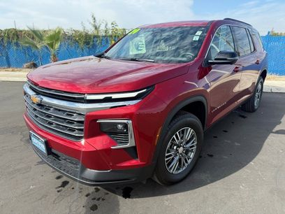 Certified 2024 Chevrolet Traverse LT w/ Enhanced Driving Package