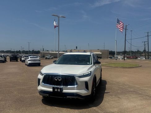 Used 2023 INFINITI QX60 Sensory w/ Vision Package AWD/4WD image 6