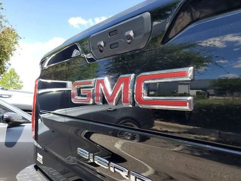 New 2026 GMC Sierra 1500 AT4 AWD/4WD image 7