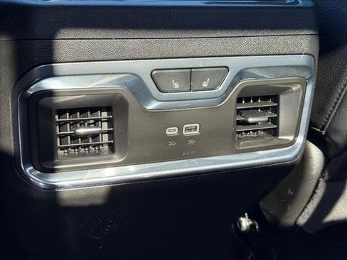 Used 2024 GMC Sierra 1500 Denali AWD/4WD image 12