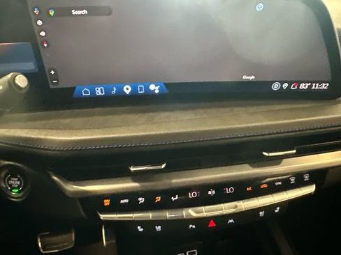 Certified 2024 Cadillac XT4 Sport AWD/4WD image 16