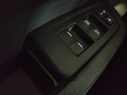 Used 2017 Honda Pilot EX-L image 27