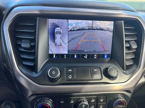 Used 2022 GMC Acadia AT4 w/ Technology Package image 15