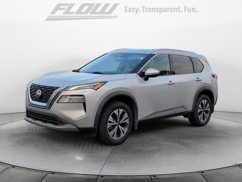 Used 2021 Nissan Rogue SV w/ Premium Package AWD/4WD image 4