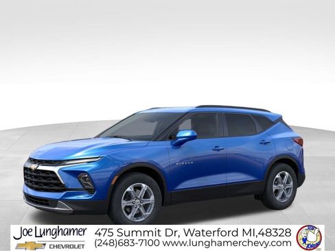 New 2026 Chevrolet Blazer LT w/ Convenience Package FWD image 2