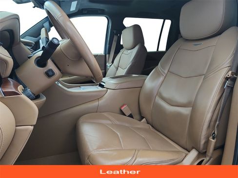 Used 2017 Cadillac Escalade ESV Platinum image 11