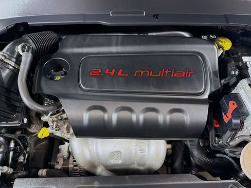 Used 2022 Jeep Compass High Altitude AWD/4WD image 33