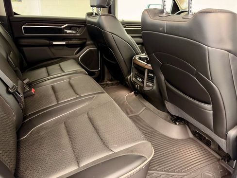 Used 2021 RAM 1500 Laramie AWD/4WD image 9