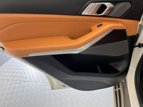 Certified 2024 BMW X5 sDrive40i w/ Premium Package image 31