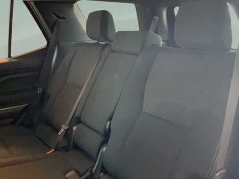 Certified 2025 Toyota 4Runner SR5 AWD/4WD image 25
