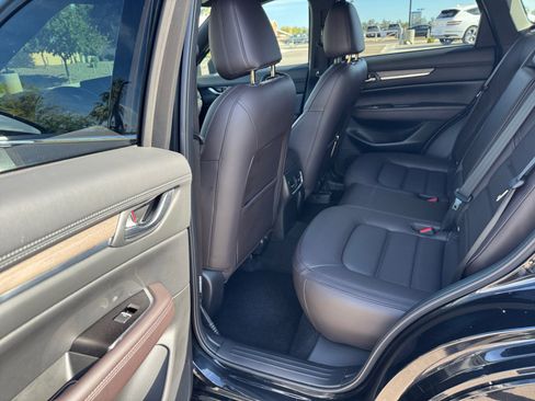 Used 2023 MAZDA CX-5 Signature image 17