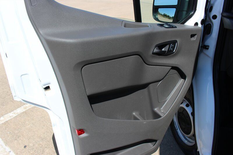 Used 2026 Ford Transit 250 148 Medium Roof RWD image 28