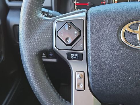 Used 2022 Toyota 4Runner SR5 Premium image 28