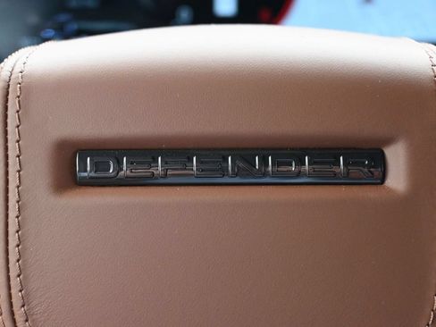 New 2026 Land Rover Defender 110 AWD/4WD image 21