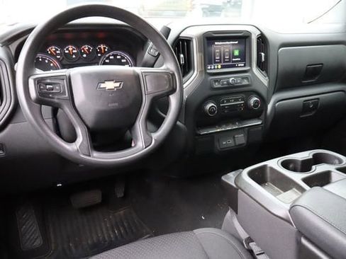 Used 2022 Chevrolet Silverado 1500 Custom AWD/4WD image 4