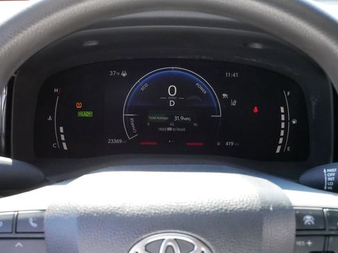 Certified 2025 Toyota Camry LE image 21