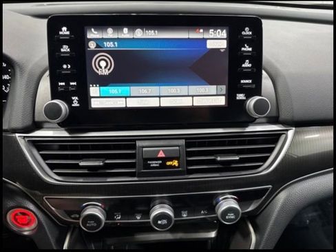 Used 2019 Honda Accord Sport image 17