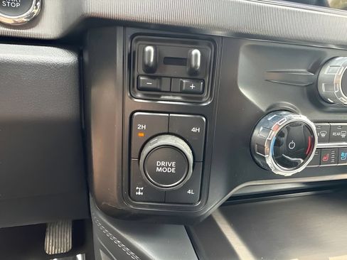 Used 2026 Ford F250 Platinum AWD/4WD image 25