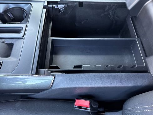 Certified 2022 Ford F150 XLT w/ Equipment Group 302A High image 26