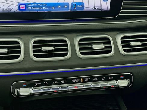 Used 2025 Mercedes-Benz GLE 350 4MATIC image 17