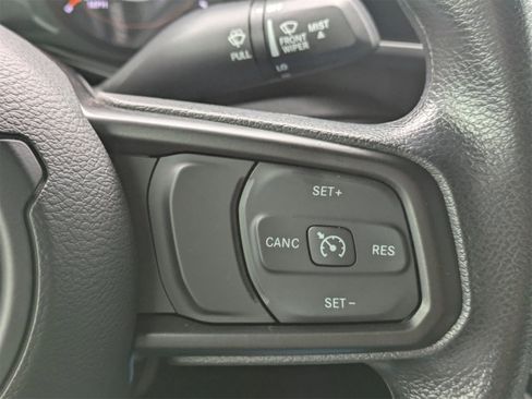 Used 2025 Jeep Wrangler Sport image 28