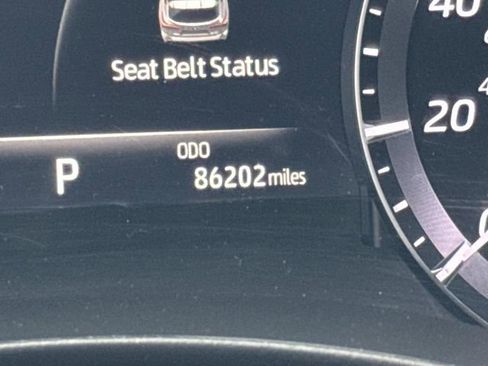 Used 2020 Toyota Highlander Limited image 35