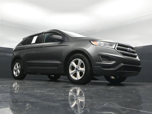 Used 2016 Ford Edge SE AWD/4WD image 29