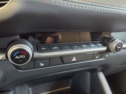 New 2026 MAZDA MAZDA3 2.5 S Sedan w/ Preferred Pkg image 23