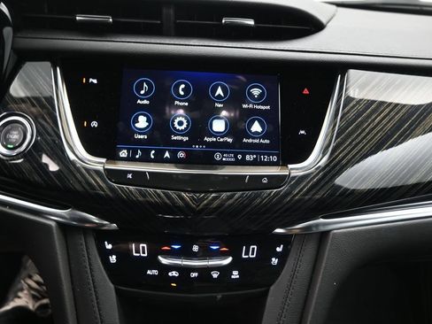 Used 2024 Cadillac XT6 Premium Luxury FWD image 14