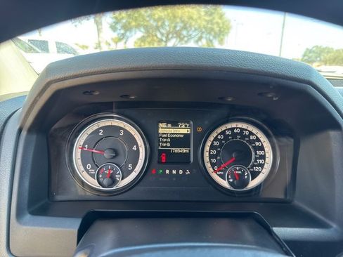 Used 2016 RAM 2500 SLT image 27