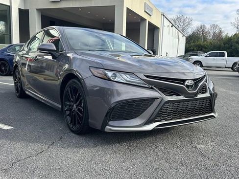 Used 2024 Toyota Camry XSE image 5