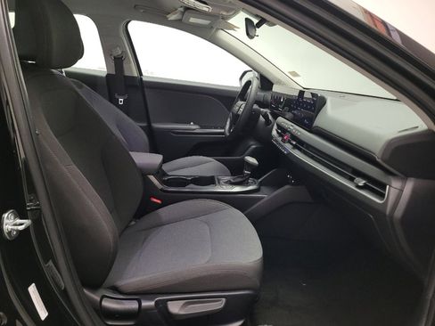 Used 2025 Kia K4 FWD image 21