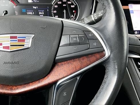 Used 2023 Cadillac XT5 Premium Luxury FWD image 25