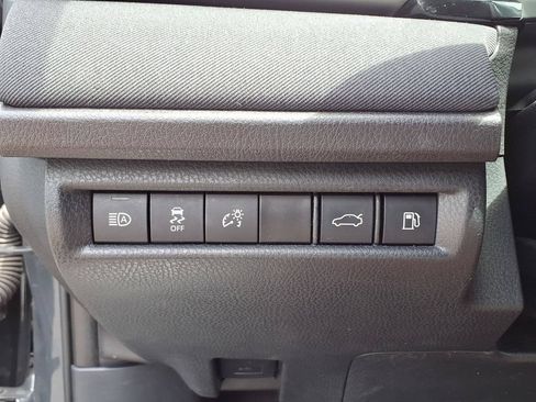 Used 2025 Toyota Camry LE FWD image 26