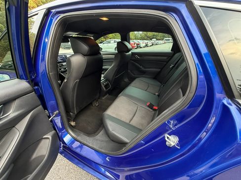 Used 2021 Honda Accord Sport image 10