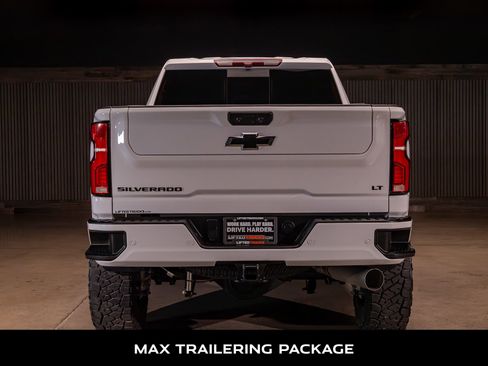 Used 2024 Chevrolet Silverado 2500 LT w/ Z71 Sport Edition AWD/4WD image 8