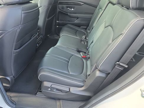 Certified 2025 Honda Pilot Elite image 18