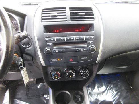 Used 2013 Mitsubishi Outlander Sport ES image 17